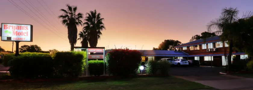 Bryants Motel Roma - Image 1