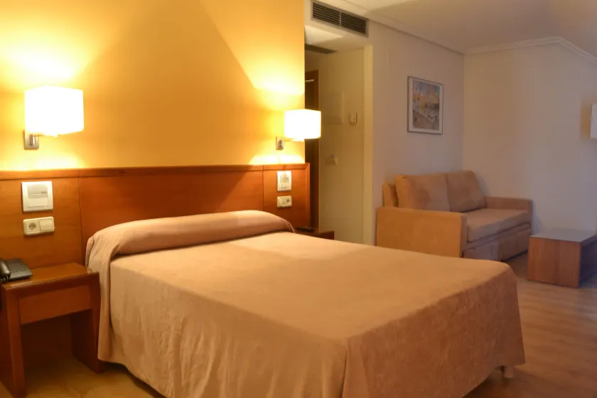 U Hotel Ogalia Vigo - Image 1