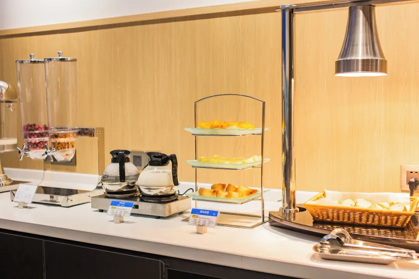 Holiday Inn Express Jiangmen Jianghai by IHG - Image 1