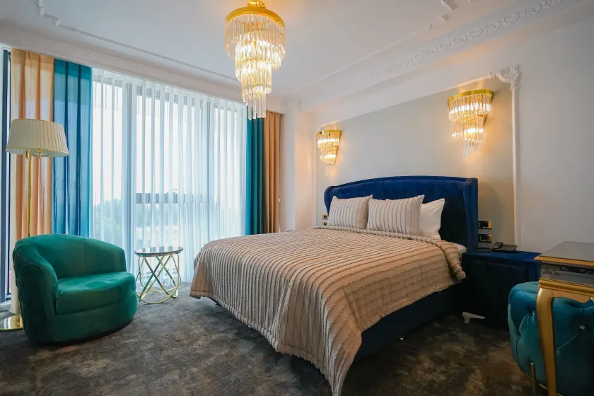 W Regal Boutique Hotel&Spa - Image 1