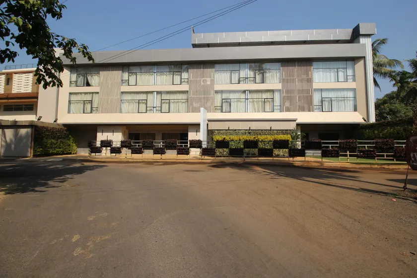 Hotel Maple IVY - Image 1