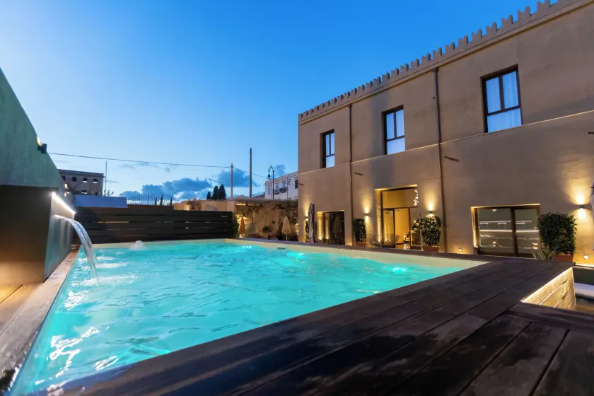 Bastione Spasimo Boutique Hotel - Image 1