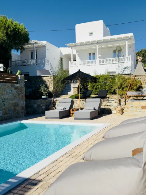 Sofos Suites Mykonos - Image 1