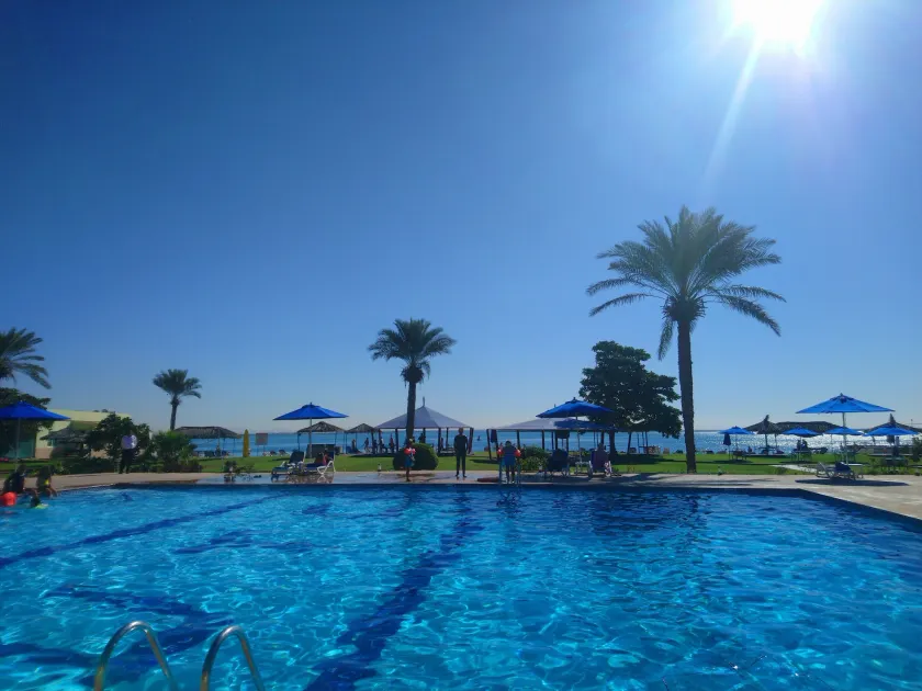 Flamingo Beach Hotel - Image 1