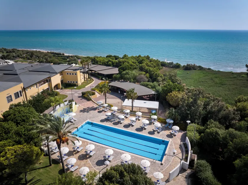 Serenusa Resort - Image 1