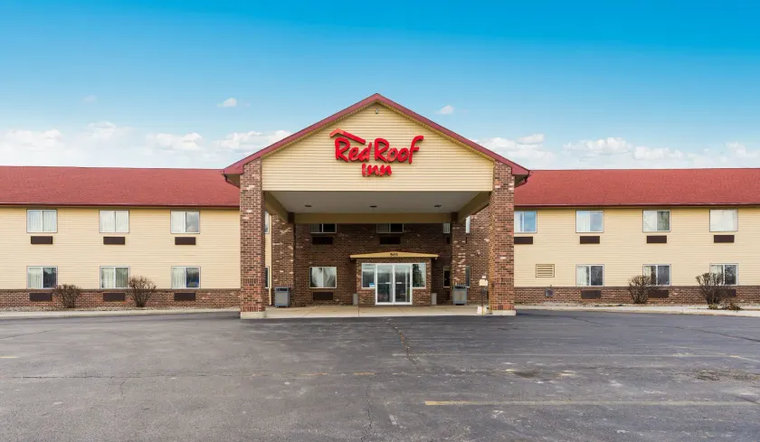 Red Roof Inn Auburn - Image 1