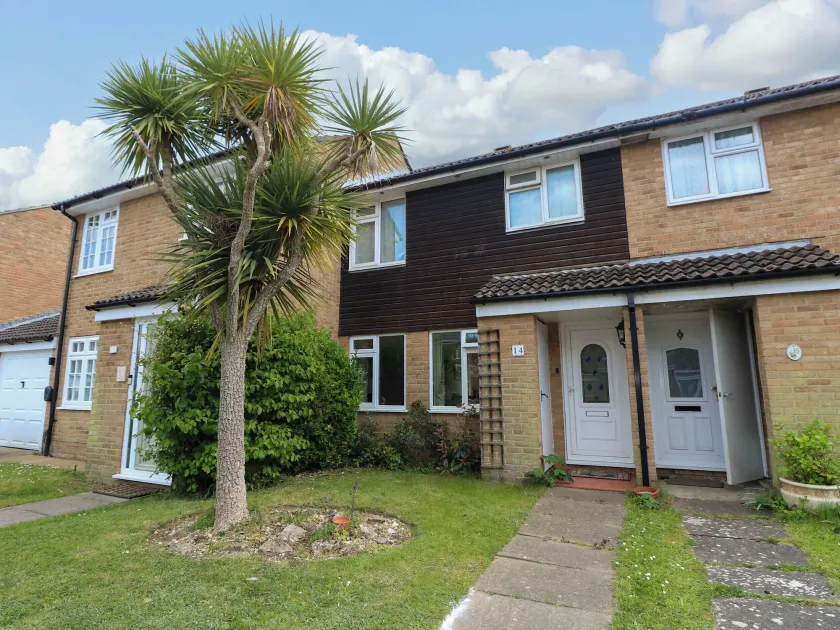 14 Shorwell - Image 1