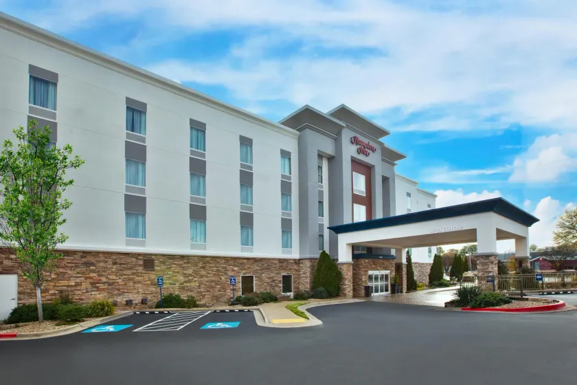 Hampton Inn North Little Rock McCain Mall - Image 1