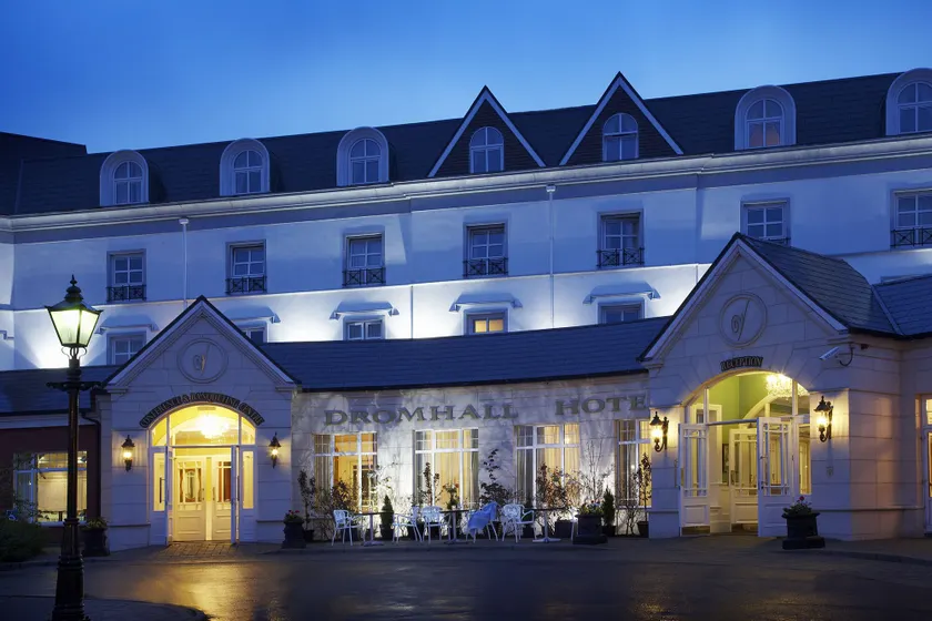 Killarney Dromhall Hotel - Image 1