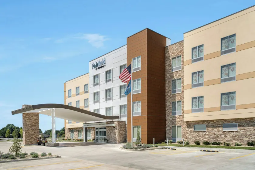 Fairfield by Marriott Inn & Suites Mattoon - Image 1