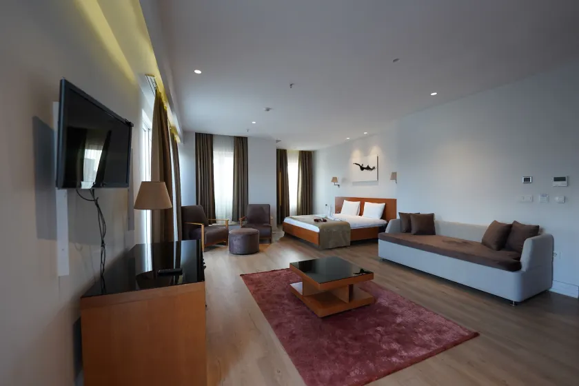 Misafir Suites 8 Istanbul - Image 1