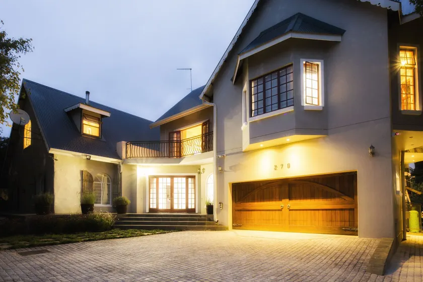 The Browns' Luxury Suites & Cottage - Image 1