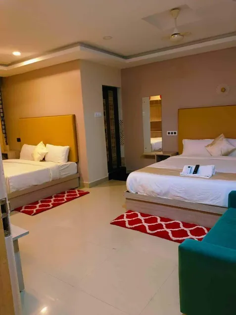 Hotel HK Regency - Image 1