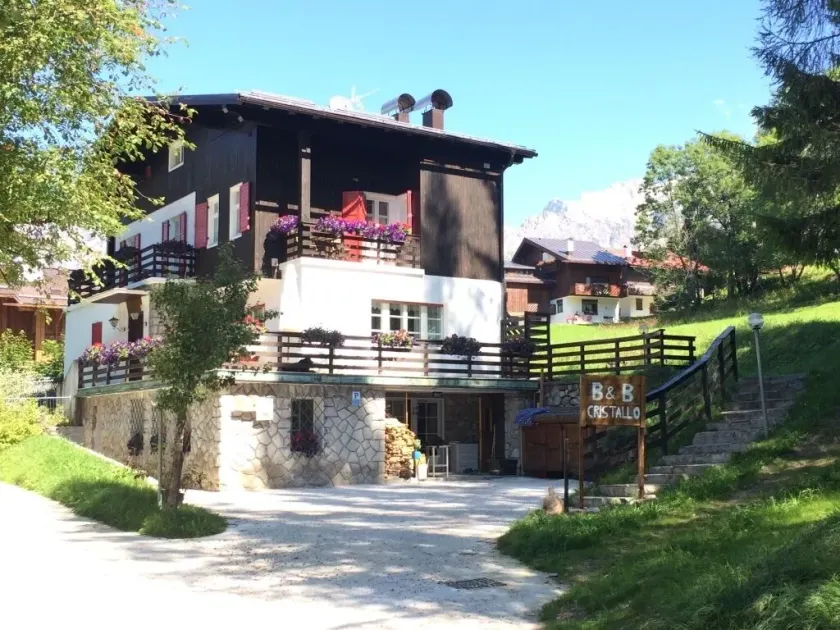 B&B Cristallo - Image 1