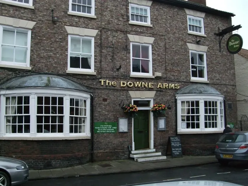 The Downe Arms - Image 1