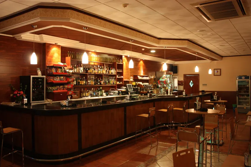 Hotel Ciudad Pozo Alcón - Image 1