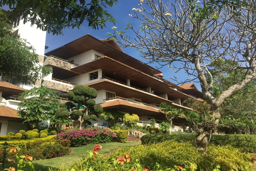 Phuripimarn Penthouse - Image 1