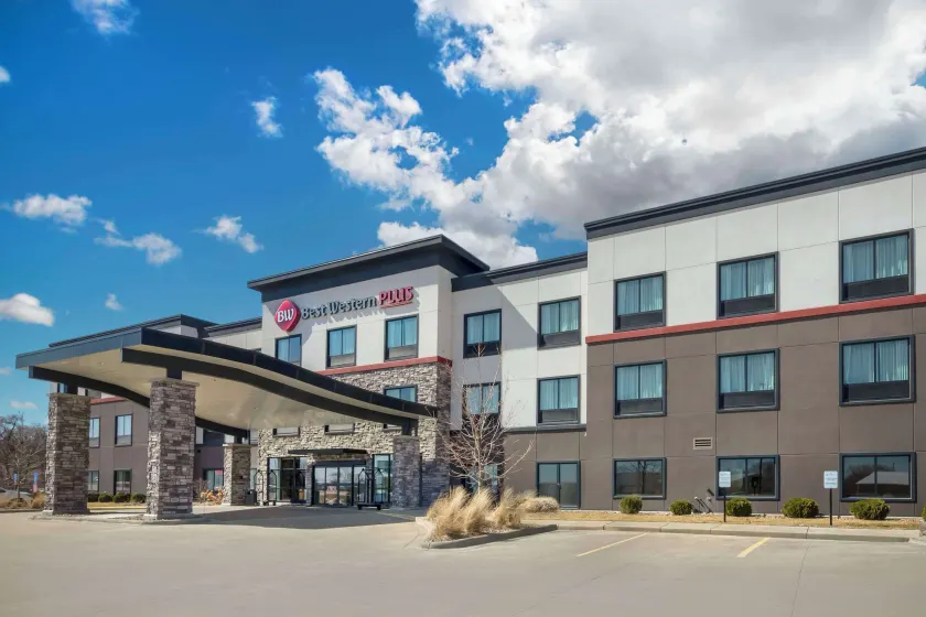 Best Western Plus LaCrescent - LaCrosse - Image 1