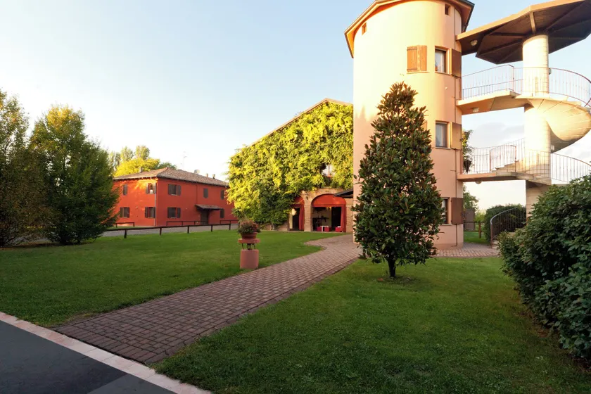 Agriturismo La Lupa - Image 1