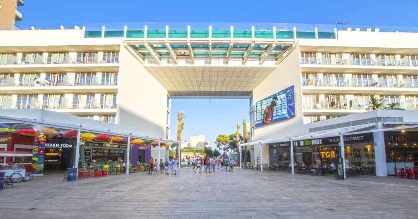 INNSiDE by Meliá Calviá Beach - Image 1