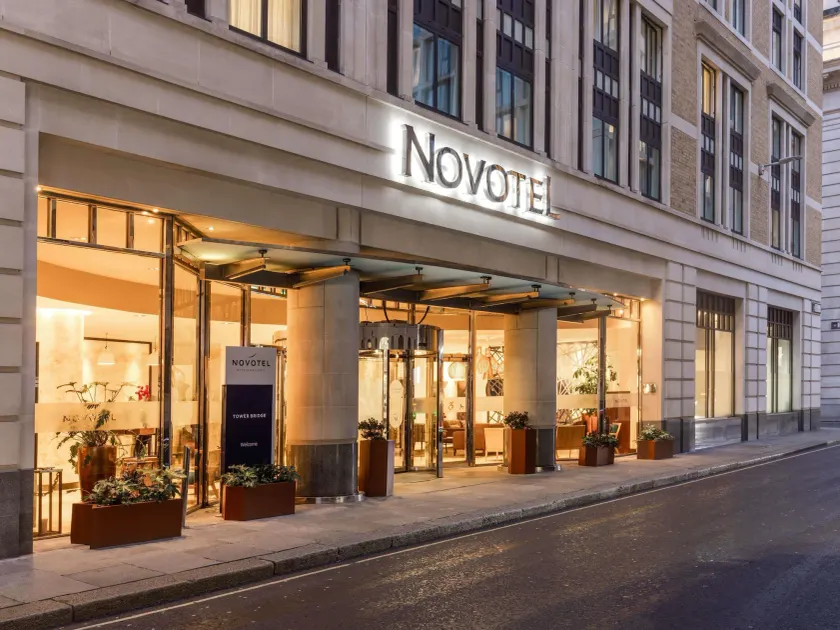 Novotel London Tower Bridge - Image 1