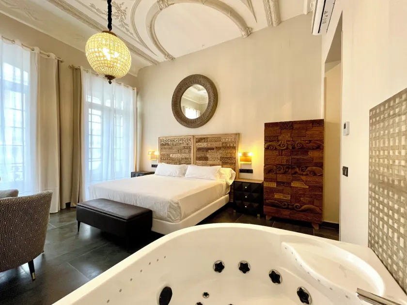 Akla Hotel Badajoz - Image 1