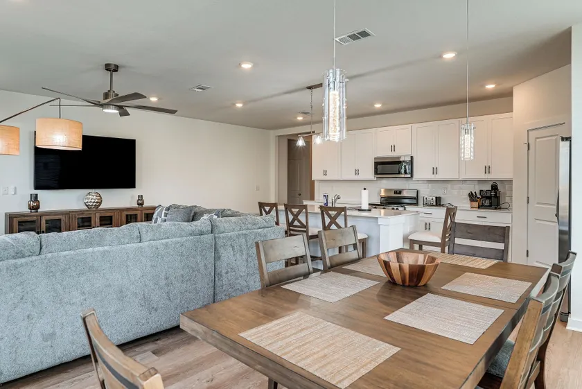 Private Yard & Patio! Modern Home in Panama City - Image 1
