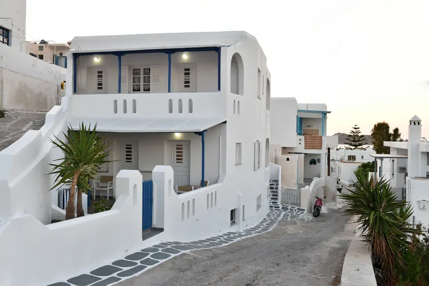 Nikolas Naousa Guesthouse - Image 1