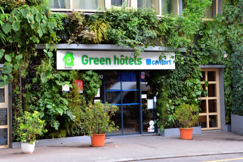 Green Hotels Confort Paris 13 - Image 1