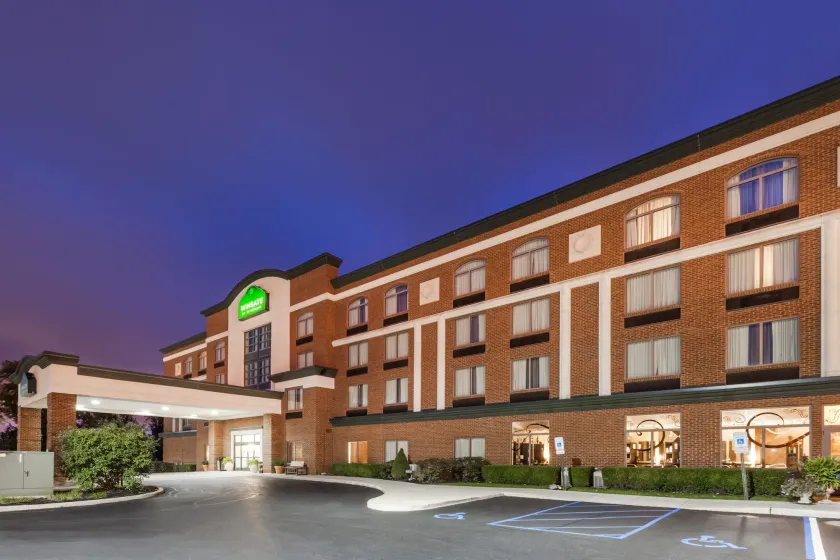 Wingate by Wyndham Sylvania-Toledo - Image 1