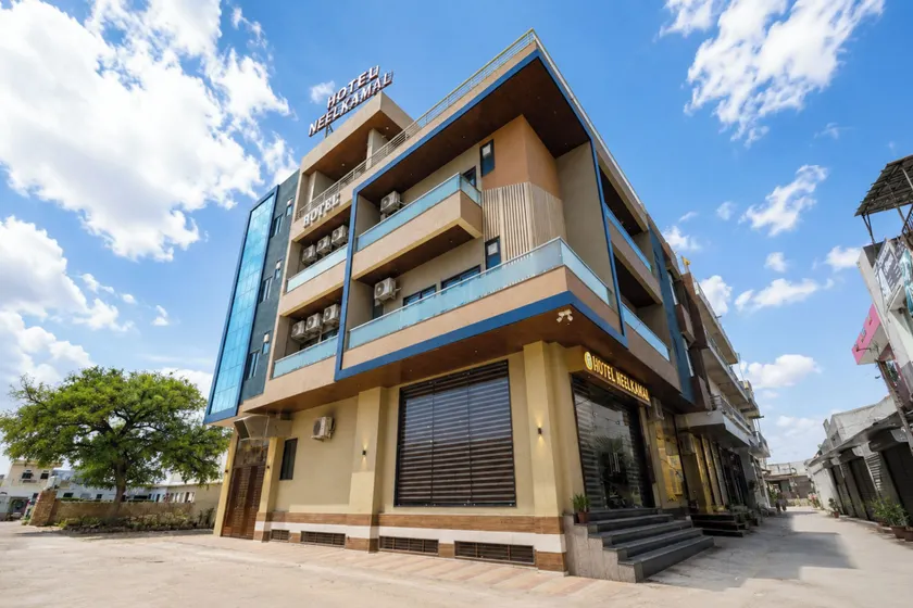 Hotel Neel Kamal-Near KhatuShyamJi Temple - Image 1