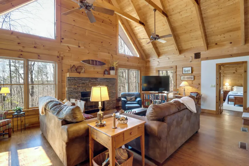 Family-Friendly Jasper Cabin with Deck! - Image 1