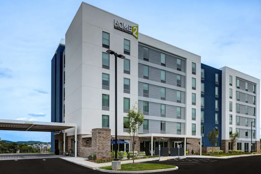 Home2 Suites Downtown Nashville/Metrocenter - Image 1
