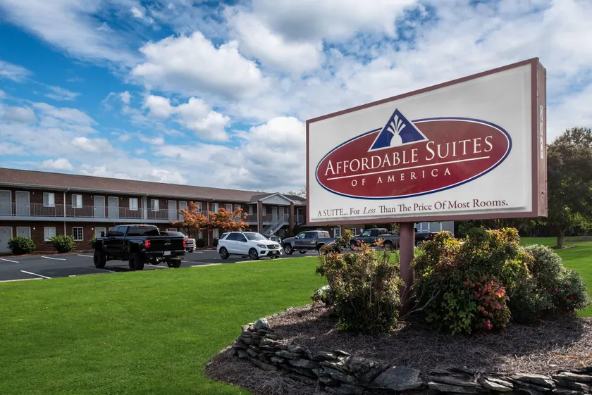 Affordable Suites Graham - Image 1