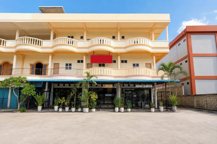 Hotel O near RSUD Embung Fatimah formerly Lebron Inn - Image 1