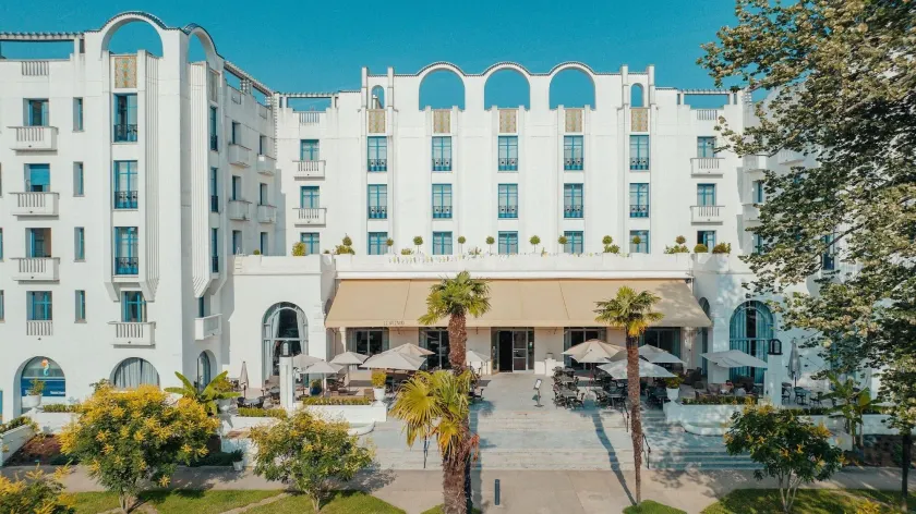 Grand Hôtel Mercure Splendid Dax - Image 1