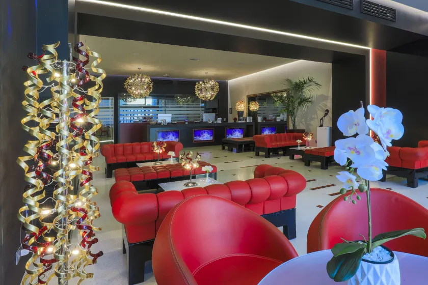 Hotel Glamour - Image 1