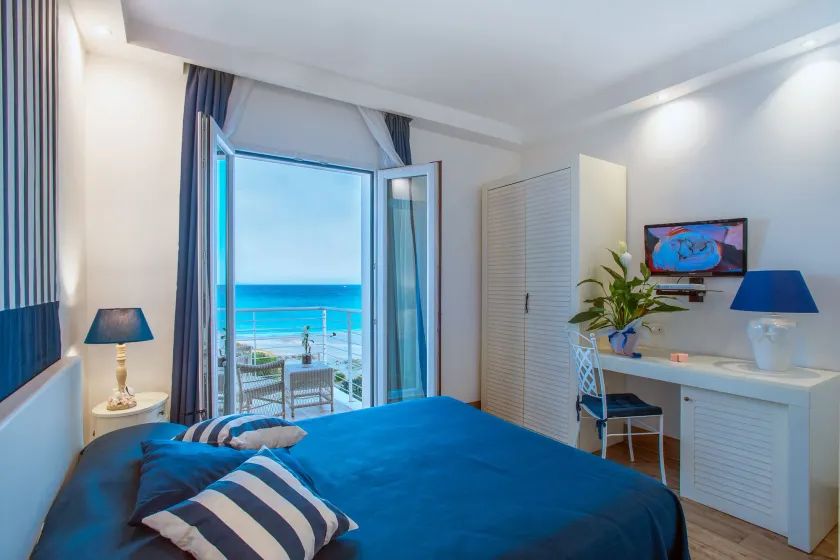 Hotel Nautilus - Image 1