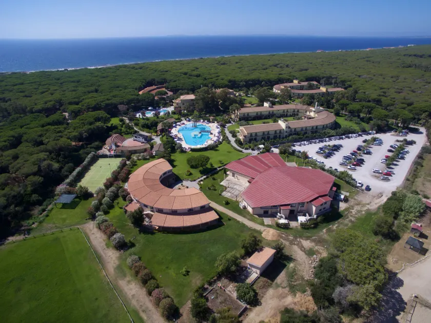 Horse Country Resort Congress & Spa - Hotel Ribot - Image 1