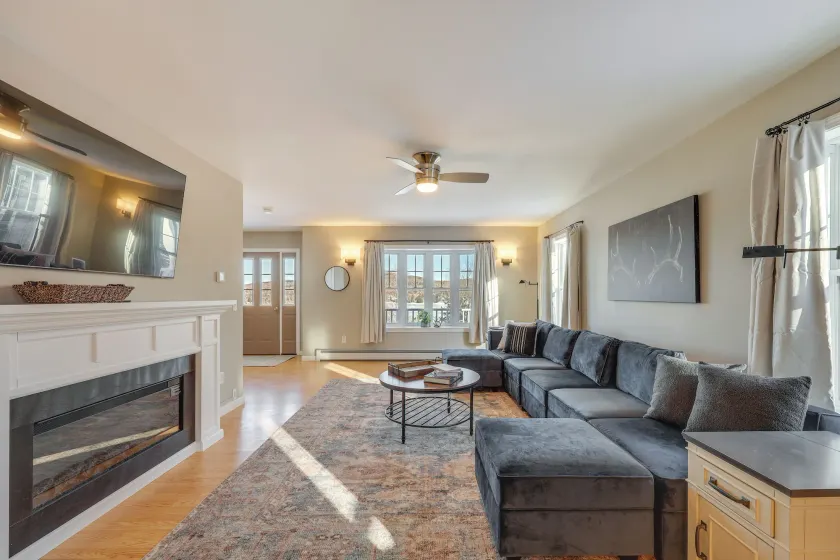 Spacious Eagle Lake Home w/ Fireplace & Deck - Image 1