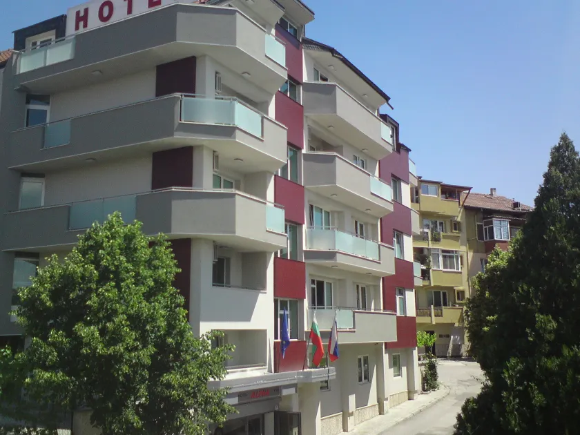 ALPHA family HOTEL - Image 1