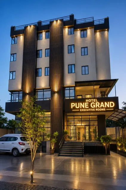 Hotel Pune Grand - Image 1