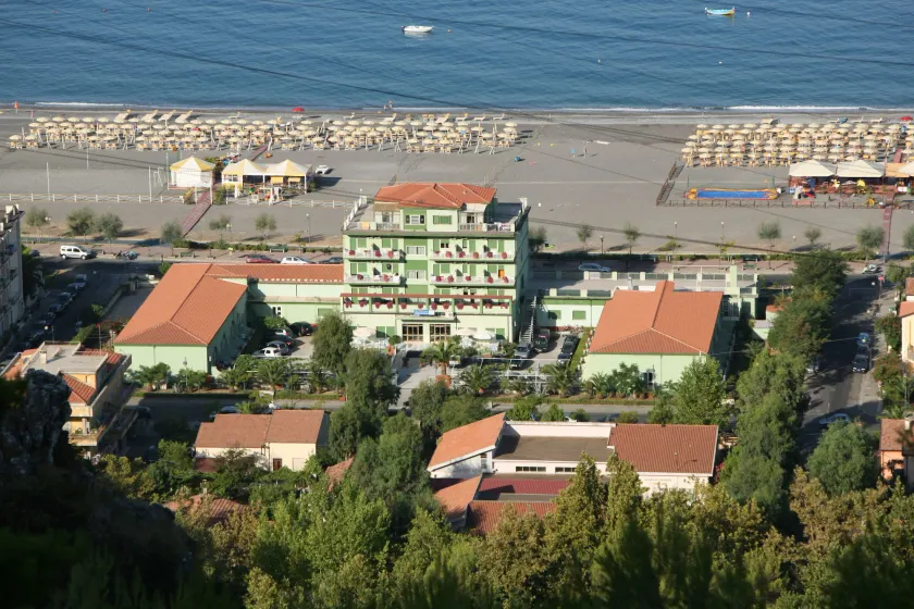 Hotel Germania - Image 1