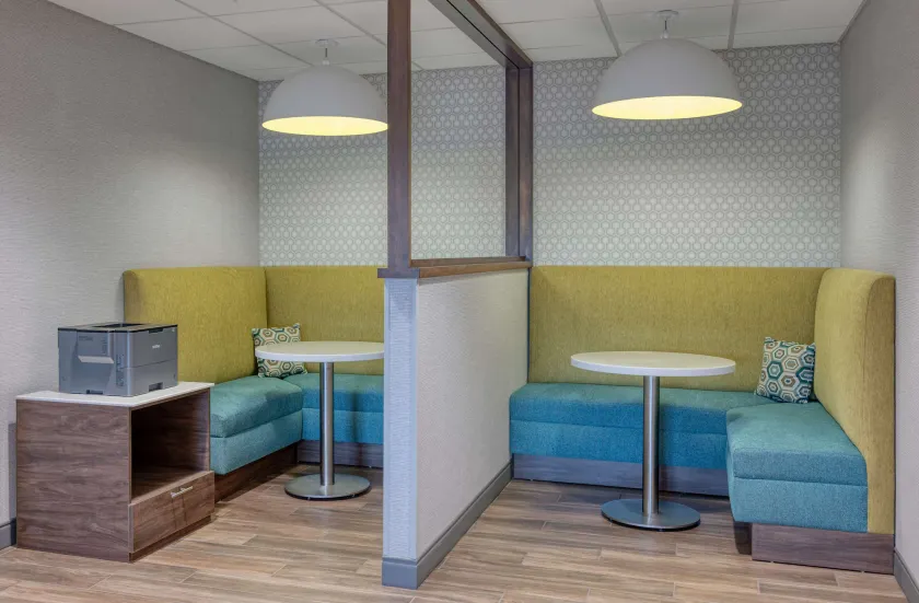 Hampton Inn Cleveland Airport - Tiedeman Road - Lobby