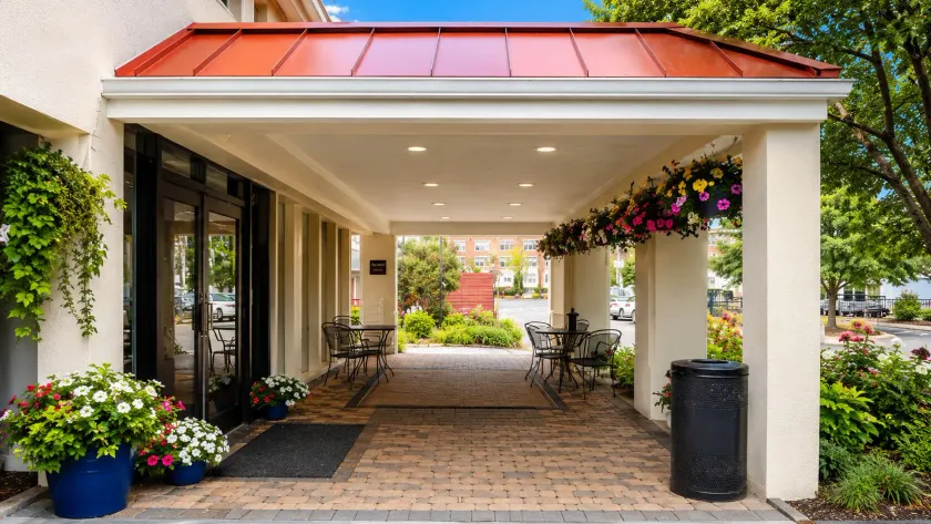 Hotel Boston - Image 1