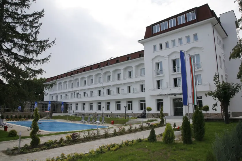 Melsa COOP Hotel - Image 1