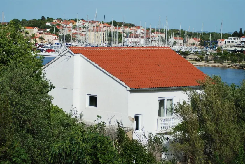 Charming Holiday House Antique, Sleeps 7 - Image 1