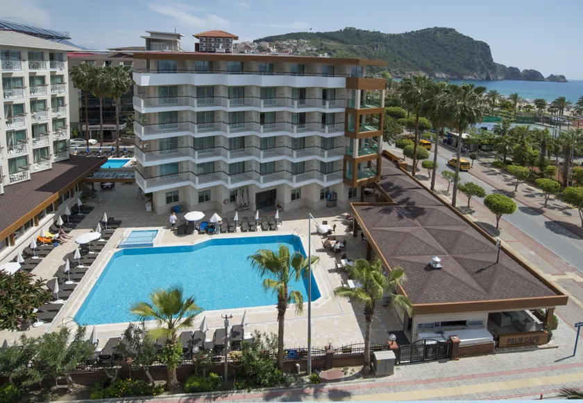Riviera Hotel & Spa - Image 1