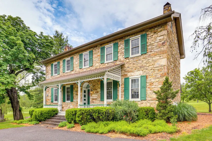 Golf Course On-site: Spacious Hollidaysburg Home! - Image 1