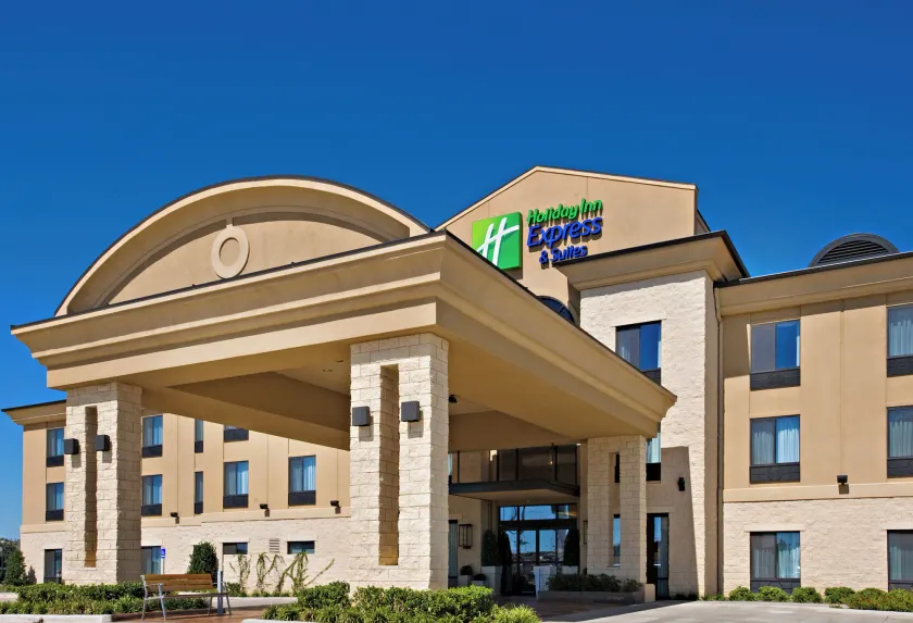 Holiday Inn Express & Suites Wichita Falls by IHG - Image 1